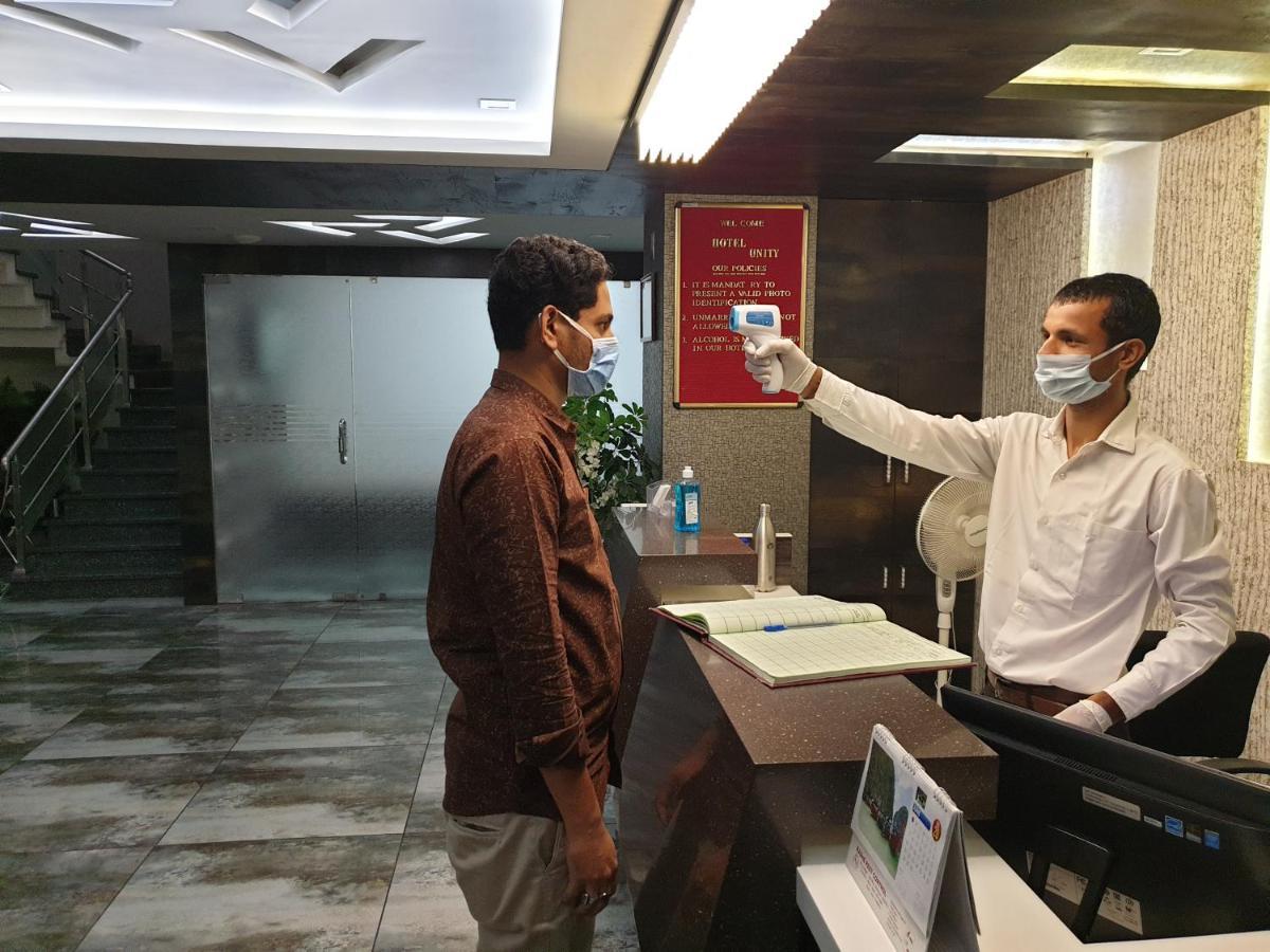 Hotel Unity أحمد أباد المظهر الخارجي الصورة