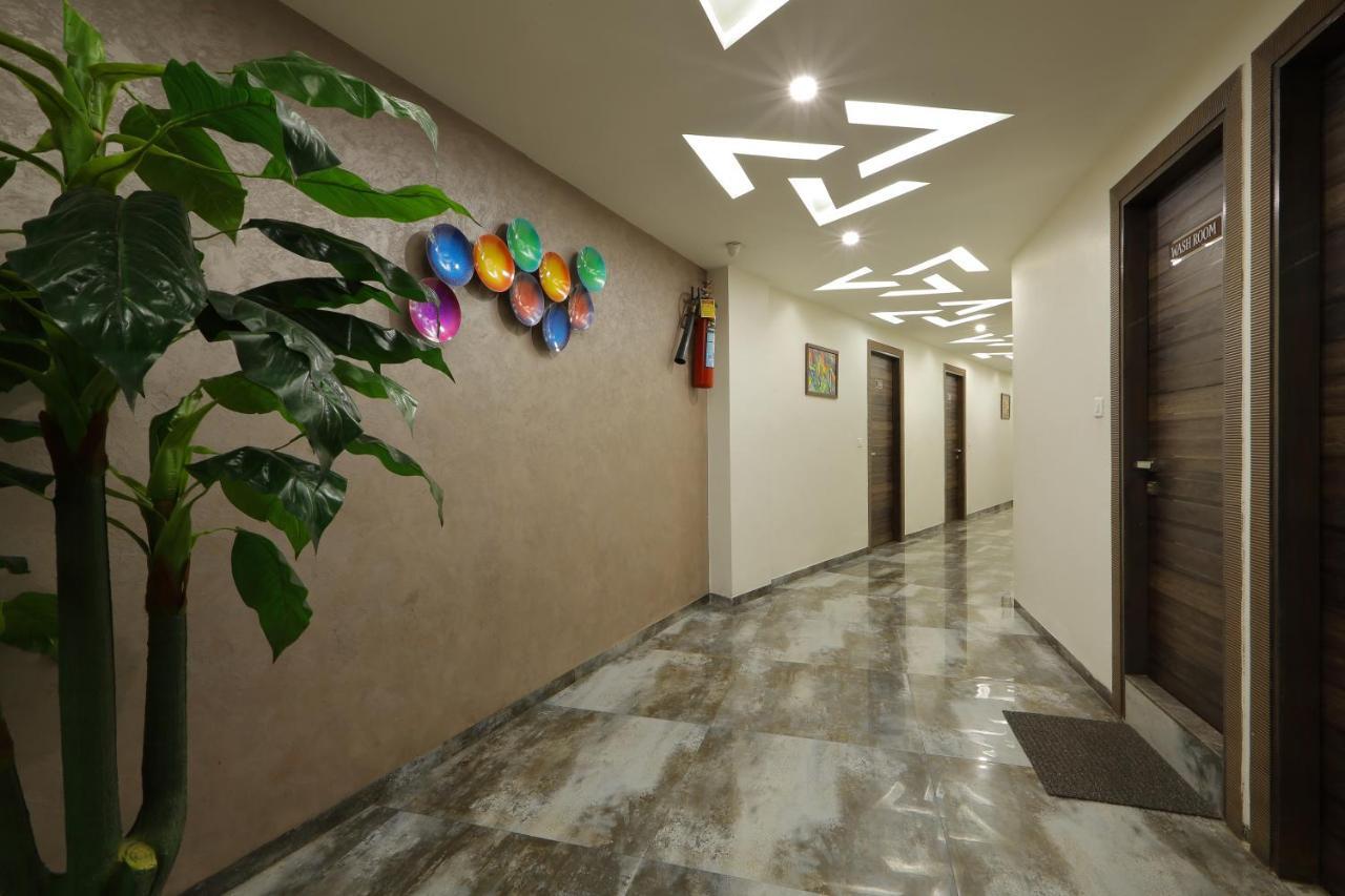 Hotel Unity أحمد أباد المظهر الخارجي الصورة